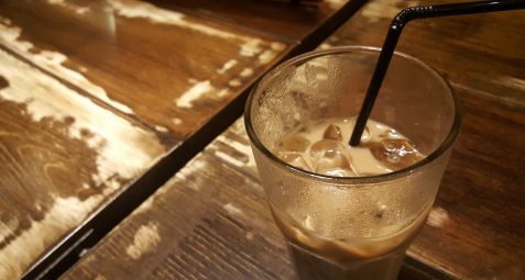 Irish coffee vs Café glacé : à chaque saison son café