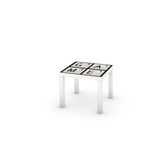 Table Ikea cutomisée.