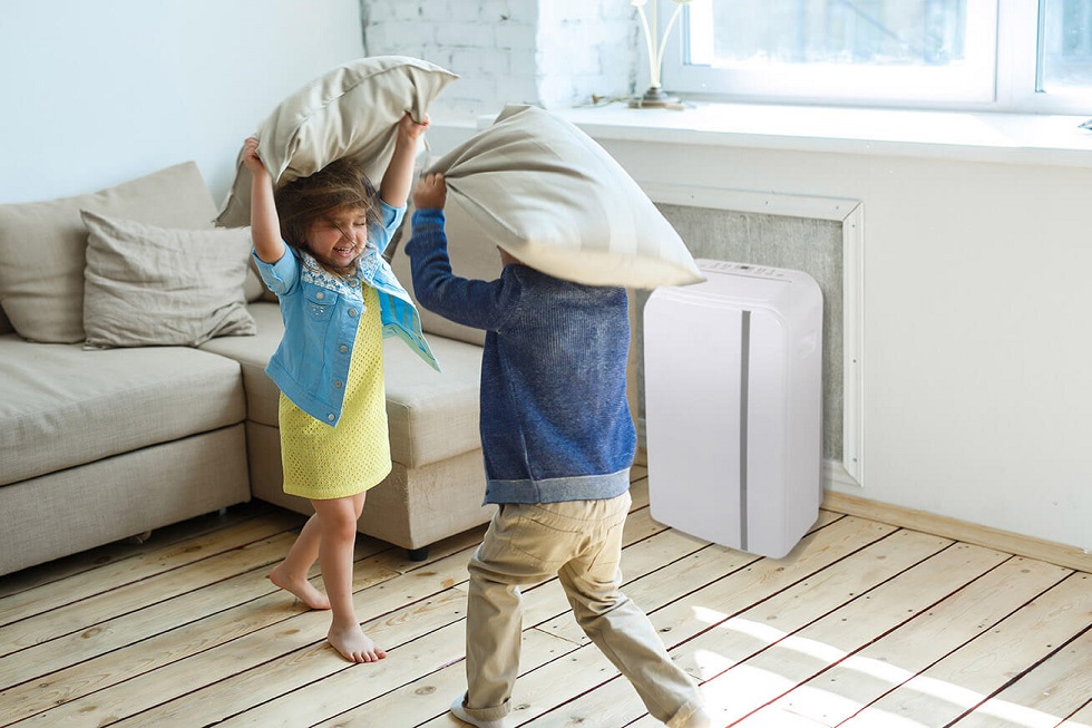 Bien choisir son climatiseur - Quelle climatisation choisir ? Climatiseur mobile Beko Des enfants au frais grâce aux climatiseurs mobiles Beko